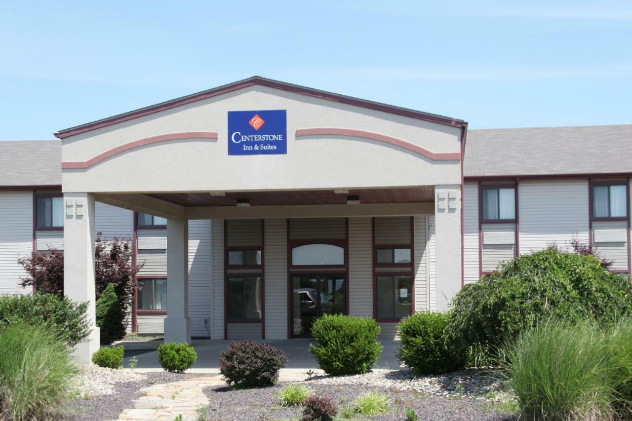 Centerstone Inn & Suites Carlyle Εξωτερικό φωτογραφία